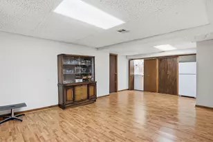 5722 Doe Cir, Westmont, IL 60559 - Photo 19