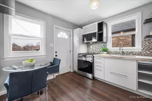 9137 S Chappel Ave, Chicago, IL 60617 - Photo 9