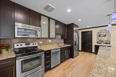 140 Carriage Way Drive #C218, Burr Ridge, IL 60527 - Photo 11