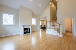 6441 Blackhawk Trail, Indian Head Park, IL 60525 - Photo 17