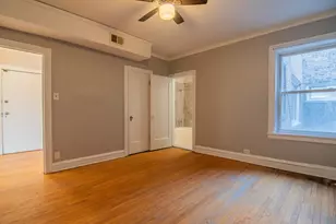 7841 S Kingston Ave, Chicago, IL 60649 - Photo 9