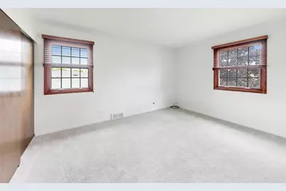 1626 E Barberry Lane, Mount Prospect, IL 60056 - Photo 23