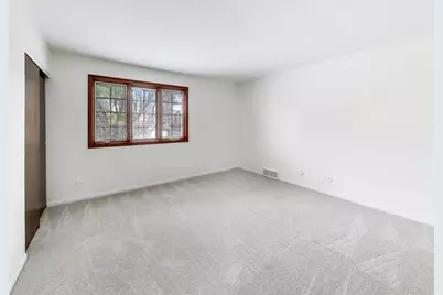 1626 E Barberry Lane, Mount Prospect, IL 60056 - Photo 25