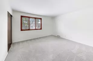 1626 E Barberry Ln, Mount Prospect, IL 60056 - Photo 25