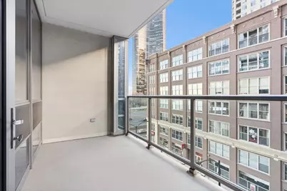 600 N Lake Shore Drive #407, Chicago, IL 60611 - Photo 11