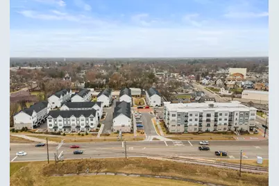 103 E Crystal Lake Avenue #D, Crystal Lake, IL 60014 - Photo 35