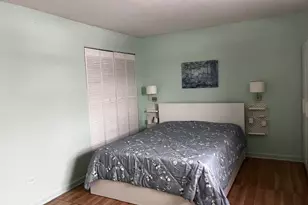 520 N Wolf Rd, Hillside, IL 60162 - Photo 13