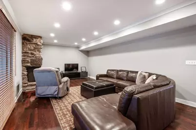 1908 McCraren Road, Highland Park, IL 60035 - Photo 15