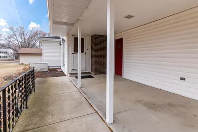 1726 Williamsburg Road, Rockford, IL 61107 - Photo 33