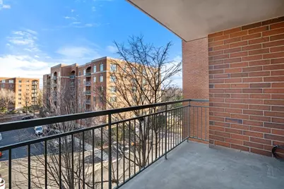 390 S Western Avenue #502, Des Plaines, IL 60016 - Photo 11