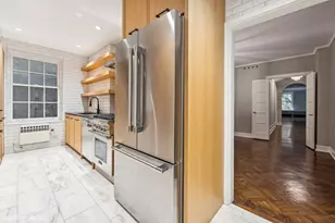 73 E Elm St, Chicago, IL 60611 - Photo 5