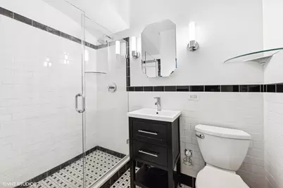 73 E Elm Street #3B, Chicago, IL 60611 - Photo 15