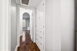 73 E Elm St, Chicago, IL 60611 - Photo 11