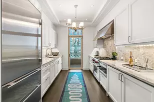 118 E Erie St, Chicago, IL 60611 - Photo 7