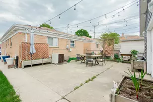 7848 Meade Ave, Burbank, IL 60459 - Photo 15