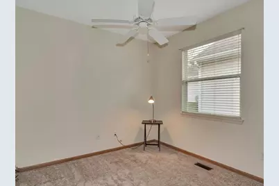 670 S Wellston Lane, Romeoville, IL 60446 - Photo 25