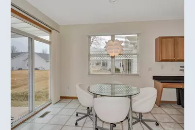 670 S Wellston Lane, Romeoville, IL 60446 - Photo 11