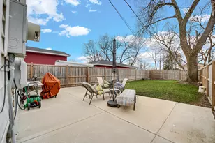 15325 5th Ave, Phoenix, IL 60426 - Photo 5