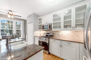 365 Lake Ave, Wauconda, IL 60084 - Photo 11