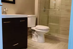 111 W Maple St, Chicago, IL 60610 - Photo 9