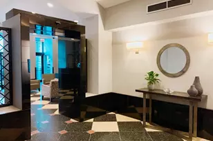 111 W Maple St, Chicago, IL 60610 - Photo 3