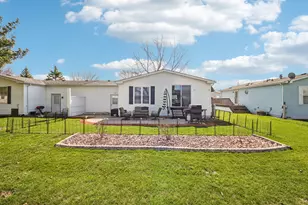 242 Meadowlark Ln, Sandwich, IL 60548 - Photo 25