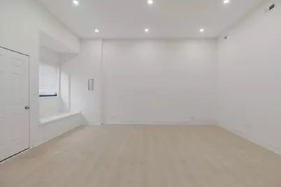 2234 W Irving Park Road #1, Chicago, IL 60618 - Photo 5