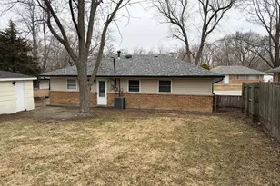 119 Well St, Park Forest, IL 60466 - Photo 17