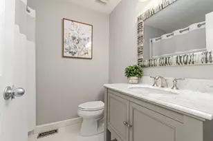 1024 N Camden Ln, South Elgin, IL 60177 - Photo 25