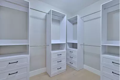 656 W Comstock Avenue, Elmhurst, IL 60126 - Photo 37