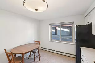 7422 W 111th St, Worth, IL 60482 - Photo 7