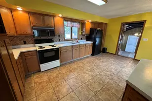 503 N Main St, Chadwick, IL 61014 - Photo 9