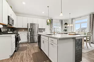 2077 Hearthstone Ave, Yorkville, IL 60560 - Photo 7