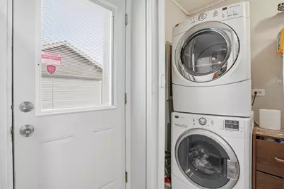 916 Barthelme Avenue, Joliet, IL 60435 - Photo 15