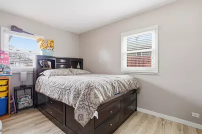 916 Barthelme Avenue, Joliet, IL 60435 - Photo 7