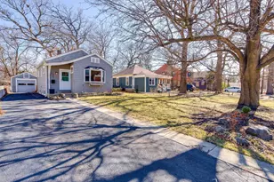 367 N Lake St, Grayslake, IL 60030 - Photo 21