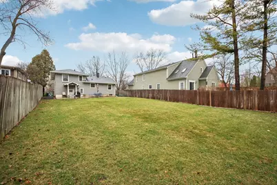 715 E Main Street, Barrington, IL 60010 - Photo 21