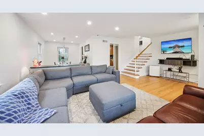 715 E Main Street, Barrington, IL 60010 - Photo 3