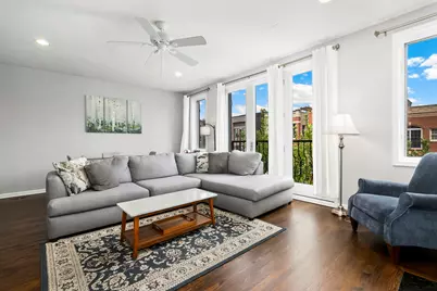 1927 W Belmont Avenue #3, Chicago, IL 60657 - Photo 5