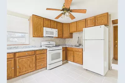 755 Dulles Road #A, Des Plaines, IL 60016 - Photo 5