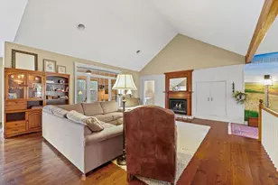 17 Long Grove Dr, Monticello, IL 61856 - Photo 9