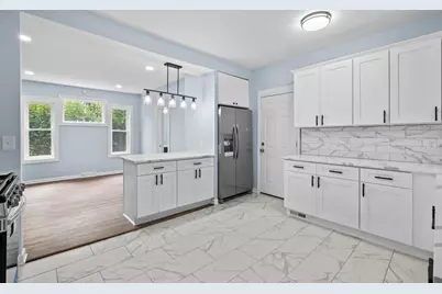 1722 Charles Street, Rockford, IL 61104 - Photo 9