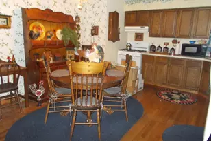 905 Winthrop Ct, Zion, IL 60099 - Photo 3