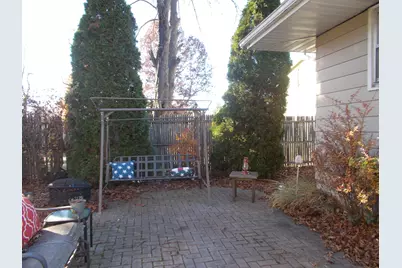 905 Winthrop Court, Zion, IL 60099 - Photo 11