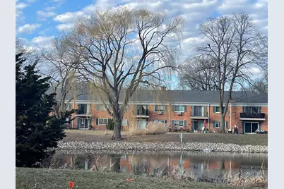 706 E Algonquin Road #204, Arlington Heights, IL 60005 - Photo 17