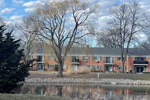 706 E Algonquin Rd, Arlington Heights, IL 60005 - Photo 17