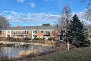 706 E Algonquin Rd, Arlington Heights, IL 60005 - Photo 15