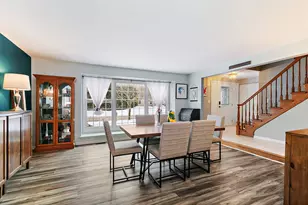 325 Stonegate Rd, Algonquin, IL 60102 - Photo 3