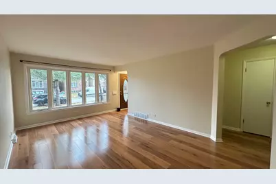 [Address not provided], Harwood Heights, IL 60706 - Photo 5