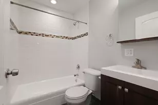 6001 N Kenmore Ave, Chicago, IL 60660 - Photo 11